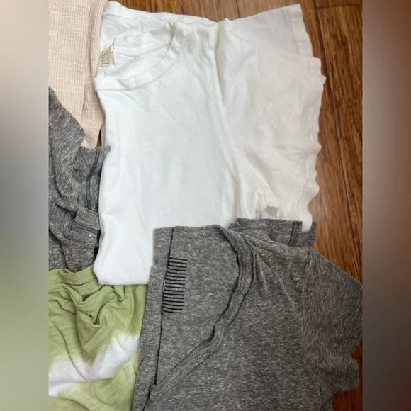 Anthropologie T.la Petite V-Neck Roll Cuff Basic T-Shirt bundle tie dye size XS - Picture 7 of 14